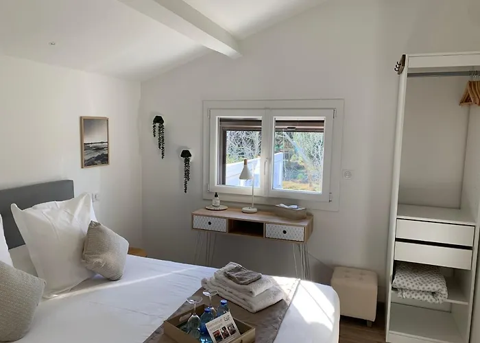 Entre 2 Eaux Bed & Breakfast